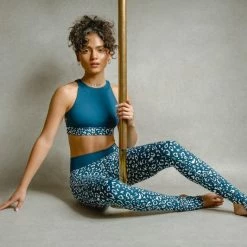 All Pole Wear Creatures Of XIX Gecko Grip Leggings - Twilight Leopard