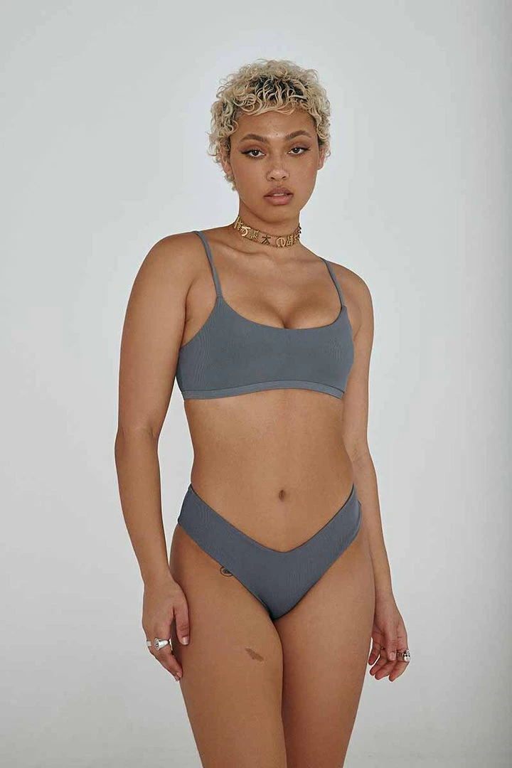 All Pole Wear Creatures Of XIX The Hills Bottoms - Ribbed Dark Grey