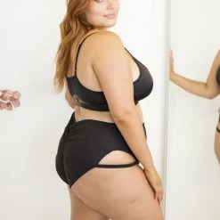 Most Loved Lunalae Bella Top - Black