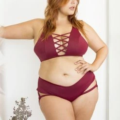 Lunalae Lure You Low-Rise Garter Shorts - Wine All Pole Wear