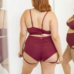 Lunalae Bella Top - Wine Tops