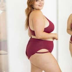 Lunalae Khloe High Waisted Shorts - Wine