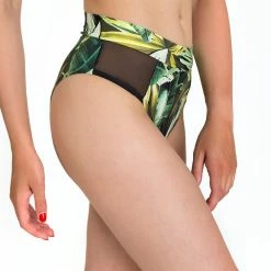 Dragonfly Molly Shorts - Fresh Leaf Print