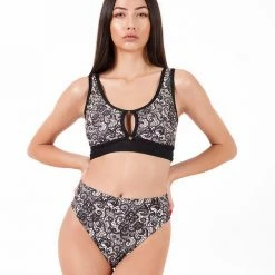 Pole Addict Land Top - Lace All Pole Wear