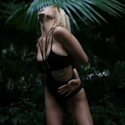 Hamade Activewear Scoop Neck Mesh Top - Black