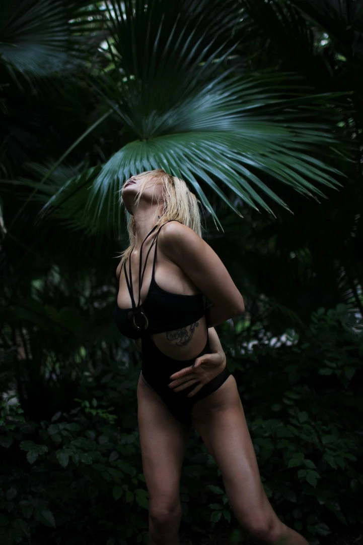 Hamade Activewear Strappy O-Ring Sling Bottoms - Black