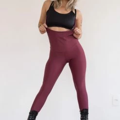All Pole Wear Sorte Second Skin Sling Leggings - Berry