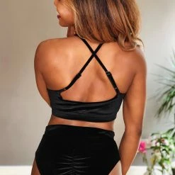 REV ACTIV High Waist Shorts - Black Velvet