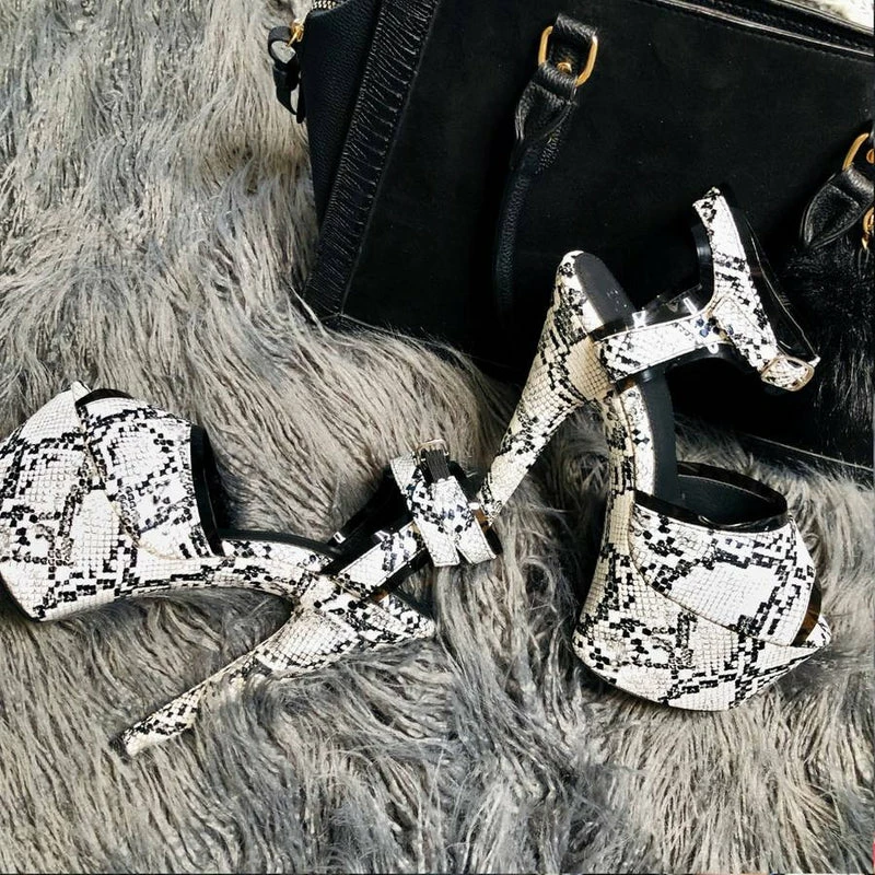 Hella Heels Mama Mamba Stilettos - 7inch