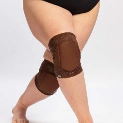 Queen Accessories Queen Grippy Kneepads - Cacao Plus Size Pole Wear