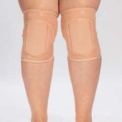 Queen Accessories Plus Size Pole Wear Queen Grippy Kneepads - Latte