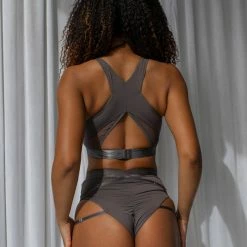 New In Tatiana Activewear Perla Top - Charcoal