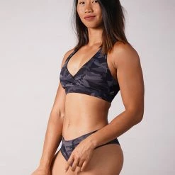 Off The Pole V-Neck Sports Bra - Black Camouflage