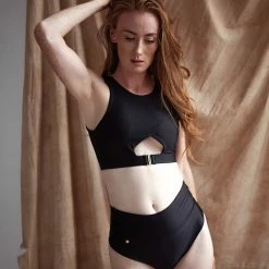 Sway Bettie Shorts - Black Crow All Pole Wear