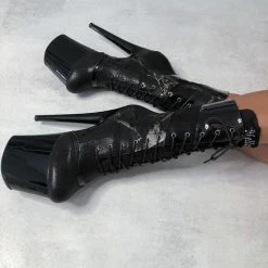 Hella Heels EmpireKicks 8inch Boots - Black Marble