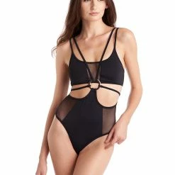 Hamade Activewear Scoop Neck Mesh Top - Black