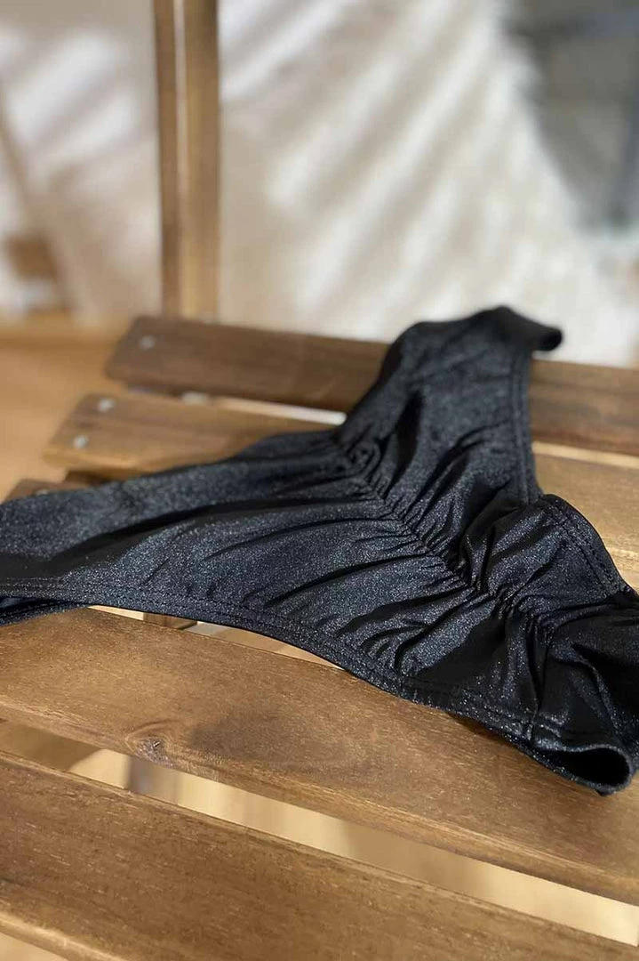 Chantay Polewear Pegasus Shorts - Noir All Pole Wear