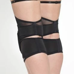 Queen Accessories Most Loved Queen Kneepads - Black Fire