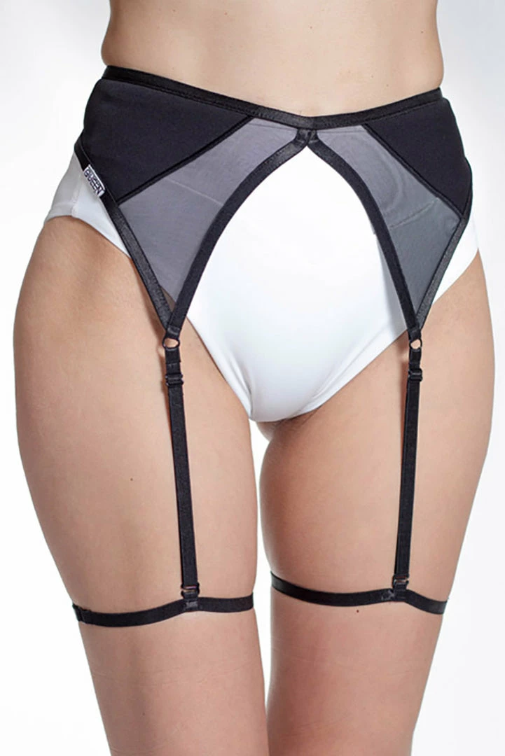 Queen Accessories Queen Garter Belt - Sweet Black