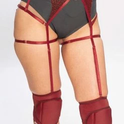 Queen Accessories Queen Kneepads - Cherry